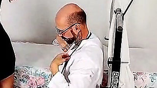 A Naughty Woman Goes to the Gynecologist to Have Sex!