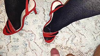 Selena701s Close-Up Blowjob and Foot Worship in Heels