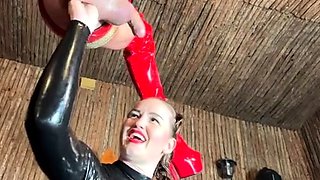 Vivienne l'Amour - Pegging and Fisting the Fuckpup -