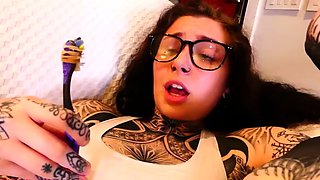 Shrunken Slaves Smelly Punishment FemDom