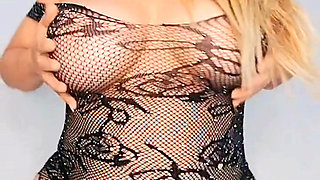 She Is Indeed a Great Wife for Her Male