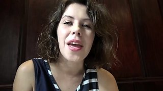 Brunette Couch Webcam Solo Fun Masturbating