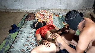 Village Bhabhi's Machine Pussy Shaving