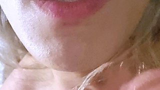 Blonde emo amateur solo masturbation