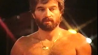 Brunette amateur slut fucking hardcore and taking facial