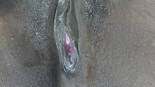 Extremely Close up Pussy Play-horny Girl with Big Pussy Masturbating Till Orgasm!