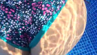 Pool bang-out homemade Desconocido Sorprende a COUGAR Culona