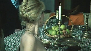Torn Panties, Residents with Buttocks Down (1980)