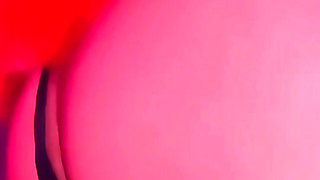 LOOK AT MY BIG BUTTOCKS AND MY AROUSED BODY WHILE I PUT A BIG DILDO AND WITH WHICH I ENDED UP LUSTFUL AND WANTING TO MOAN