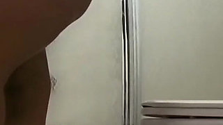 Legs Trembling Hold My Pee as Long as I Can Pissing