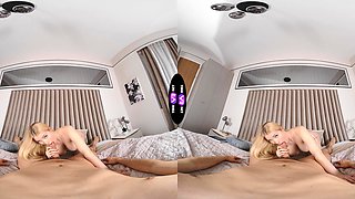 Blond bombshell Angel Ayyla delivers steamy BJs in HD