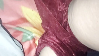 Randi biwi koGodi bana ke chodte hua sexy gaand chut