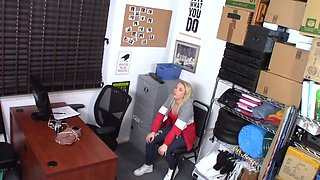 All natural blonde babe pornstar Ally Kay blows her fan