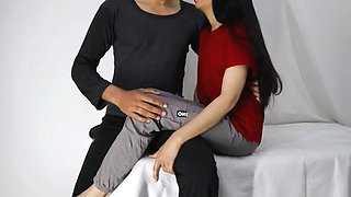 Fucked friend's mother by luring her with money