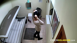 Czech Solarium 85: Pussy on Full Display in Solarium