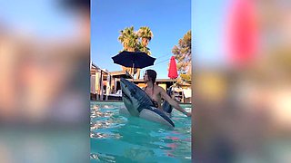 Flashing Emma Fucks In The Public Pool