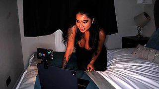 YASMINA KHAN EXPERIENCES HER FIRST GOLDEN SHOWER! - FREAKY