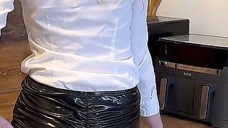 Slut Picked up in the Office and Persuaded to Blowjob! Full Load on the Office Slut!