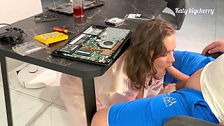 Big Tits Russian Stepmom Thanks Step Son With Creampie After Laptop Fix