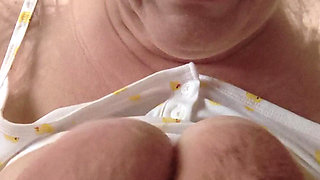 Smelling Her Body Got Them Both Damn Hard N Hottie