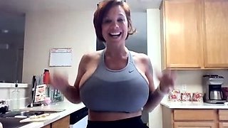 Hot Busty Webcam Babe Masturbate Solo