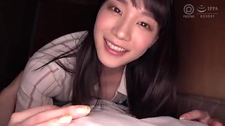 癒し系美女が魅せる密着空間でラブラブエッチと強引エッチ