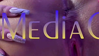 Spreading Cute Holes