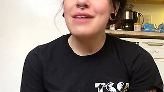 Amateur blondie solo anal masturbation