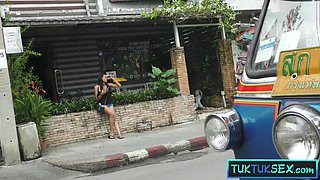 Kinky Thai amateur hooker hotel fuck