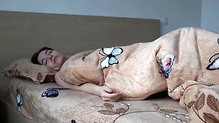 Big-titted blonde Latina fingers herself to orgasm on webcam