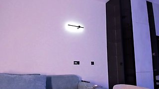 SMALL TIT BRUNETTE TATTOOED TEEN GIRLFRIEND CAUGHT IN SHOWER