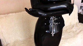 Blonde emo amateur solo masturbation