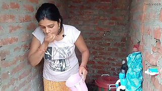 Indian MILF PoojaSex Fucks Airbnb Host First Time Anal Homemade HD