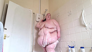 shower jiggles and washing pt 3