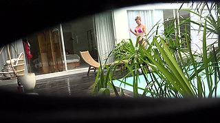 849 Her Hid Secrets Are Revealed by a Stranger