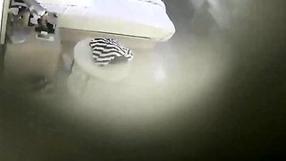 Horny fat arab housewife fingered on amateur hidden cam