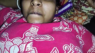 Pregnant Desi Bhabhi Pussy Fingering by Devar - Homemade Indian Sex