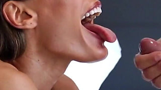 Russian Hottie Kitana Lure