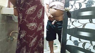 Sister-in-law Made Brother-in-law in Toilet
