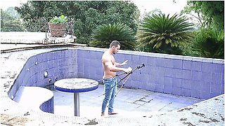 Mei Cornejo And Duncan Saint - Fucking In The Pool With An Influencer Ft