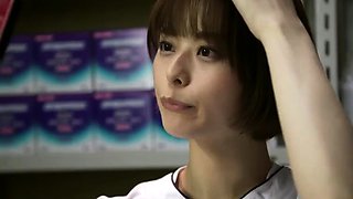 Amateur Asian College Teen Gives Blowjob