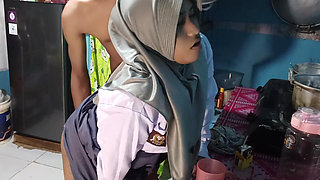 Stepsister-in-law Is About to Go to College