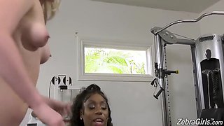 Dixie Lynn And Ebony Mystique - Have Lesbian Sex In The Gym