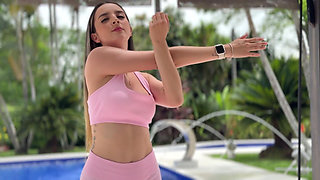 Perfect Body Blonde Doing Explicit Yoga! - Abbylove7