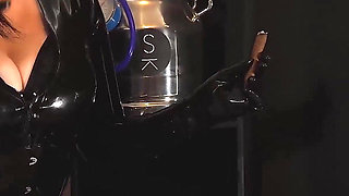 Greedy Ashtray for Mistress' Cigar