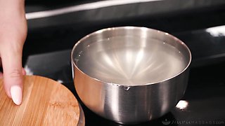 Delivery girl River Lynn changes her occupation to an erotic massager