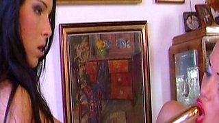 Gloria Gucci Hot Lingerie Pussy Licking and Fingering