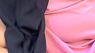 Arab Big Ass Hot Stepmom Stuck Under Bed Now She Want Anal Fuck From Stepson - Muslim Sex Video