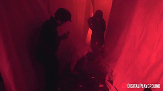 Madison Ivy's Continued Peaceful Threesome in Heat