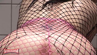 Big Slut in Fishnet Bodysuit Does It in the Bathtub